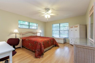 07_4475BFicusTreeRoad_14_MasterBedroom_H