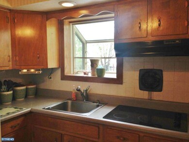 5548 Wayne Ave, Pennsauken, NJ 08110 - photo 7