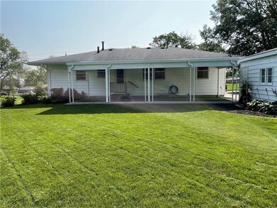 3106 E 26th St, Des Moines, IA 50317 - photo 7