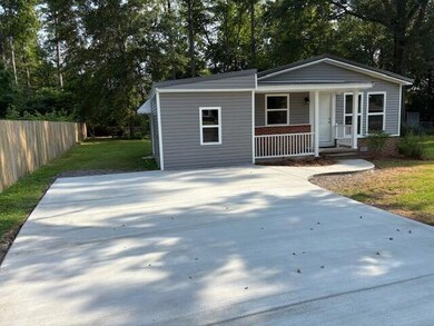 912 Bomar St, La Fayette, GA 30728 - photo 2
