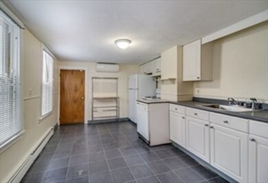 427 Bunker Hill St unit 1, Charlestown, MA 02129 - photo 3