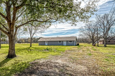 166 Hastings Cir, Alvin, TX 77511 - photo 4