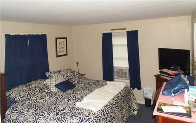 51 Robin Hollow Ln, Westerly, RI 02891 - photo 4