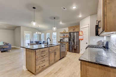 1330 Foundry Dr, Carthage, MO 64836 - photo 7