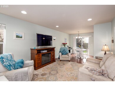 927 NW 2nd Ave, Canby, OR 97013 - photo 4