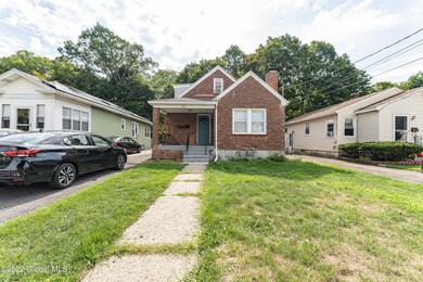 45 Holmes Ct, Albany, NY 12209 - photo 2