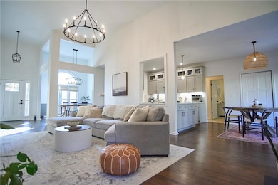 6470 Ivey Meadow Ln, Cumming, GA 30040 - photo 2