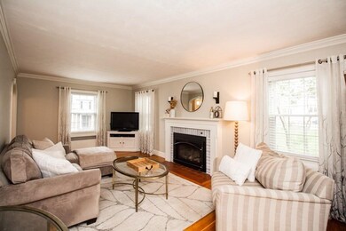 66 Howitt Rd, West Roxbury, MA 02132 - photo 4