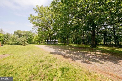 764 Bloomery Pike, Cross Junction, VA 22625 - photo 6