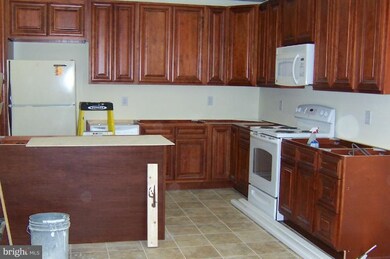 822 E Baltimore St unit 6, Baltimore, MD 21202 - photo 6