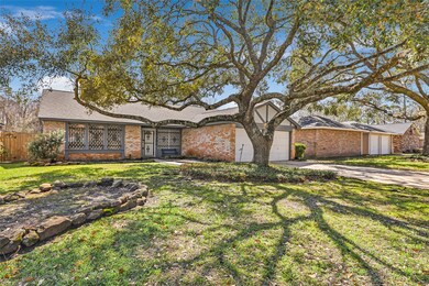 17206 Broken Back Dr, Crosby, TX 77532 - photo 3