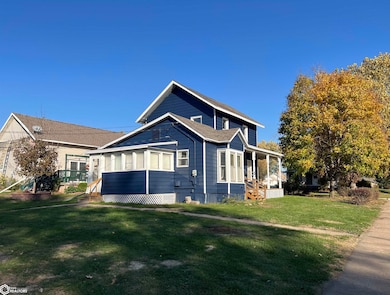 210 S Maple St, Creston, IA 50801 - photo 4