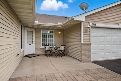 6116 150th St N, Hugo, MN 55038 - photo 2