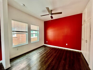 Red or blue walls present based on unit availabili