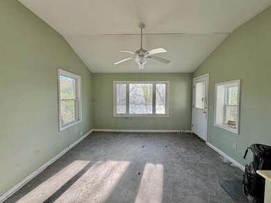 4727 3 Mile Ln, Walnutport, PA 18088 - photo 7