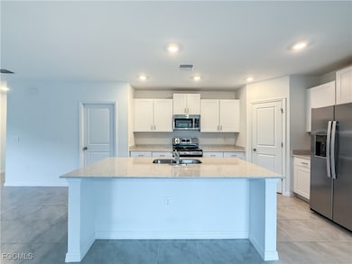 12093 Monterey Pine Ln, Fort Myers, FL 33966 - photo 4