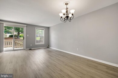 20517 Sterncroft Ct, Montgomery Village, MD 20886 - photo 7