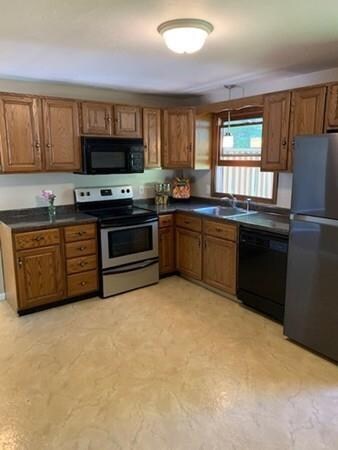 6 John William Dr unit C, Auburn, MA 01501 - photo 2