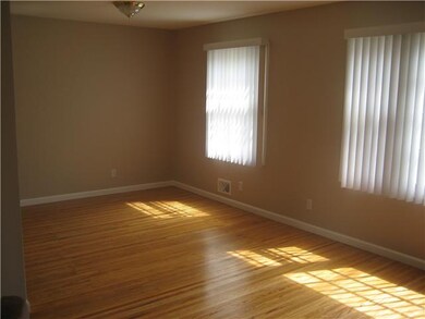 Dining Room L Shaped Dining/Living room