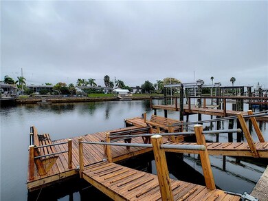 view of boat lift and floating dock