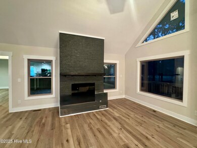 154 E Devonshire Ave, Seven Lakes, NC 27376 - photo 4