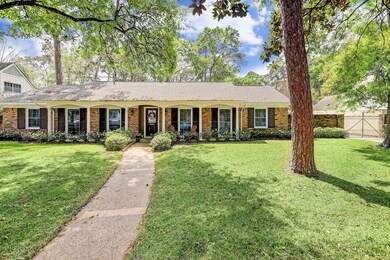 12207 Broken Arrow St, Houston, TX 77024 - photo 2