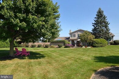 662 S Kinzer Ave, New Holland, PA 17557 - photo 3