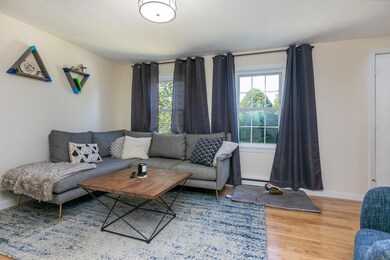 11 Euclid Ave Portland ME-large-016-010-