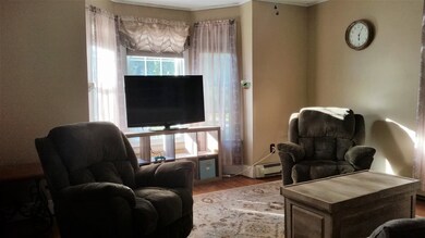 47 Linden St, Rochester, NH 03867 - photo 6