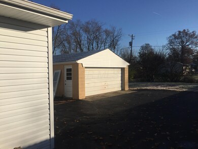 4582 Glenmawr Ave, Columbus, OH 43224 - photo 2