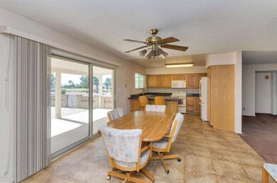 937 S Ember Cir, Mesa, AZ 85208 - photo 6