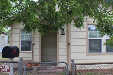 1414 5th St, Rosenberg, TX 77471 - photo 3