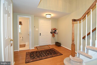 21824 Formosa Square, Sterling, VA 20164 - photo 4