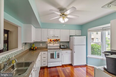 11527 Summer Oak Dr, Germantown, MD 20874 - photo 3