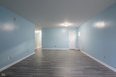 1011 Ebony Cir, Franklin, IN 46131 - photo 7