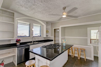 769 Kalanikoa St, Hilo, HI 96720 - photo 5