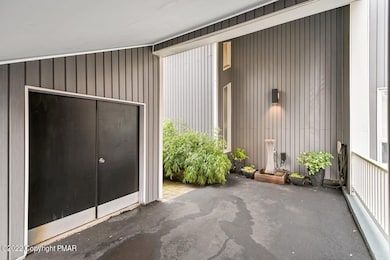 2223 Scarborough Way, Bushkill, PA 18324 - photo 5