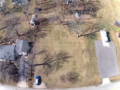 1745 S 44th St, Decatur, IL 62521 - photo 3