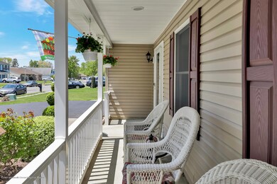 30 Snowdrift Ln Howell-large-008-011-4M3