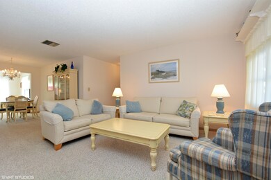 02_724SWLakeCt_1_LivingRoom_HiRes