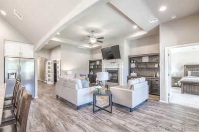 512 E 130th Place S, Jenks, OK 74037 - photo 5