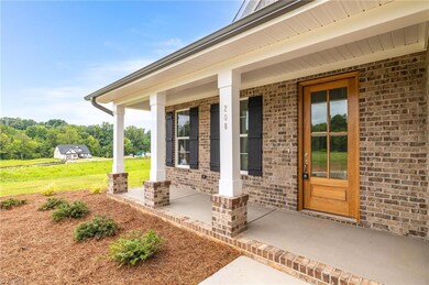 208 Grand Worth Way, King, NC 27021 - photo 4