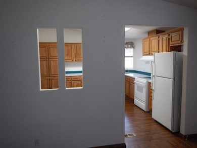 670 Saratoga Way, Grants Pass, OR 97526 - photo 6