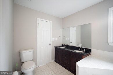 524 Norcross Way, Silver Spring, MD 20904 - photo 5