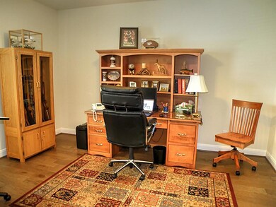 3911 Red Alder Way, Richmond, TX 77469 - photo 3