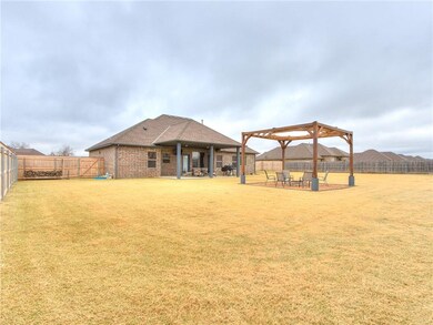 20825 Fall Creek Dr, Harrah, OK 73045 - photo 4