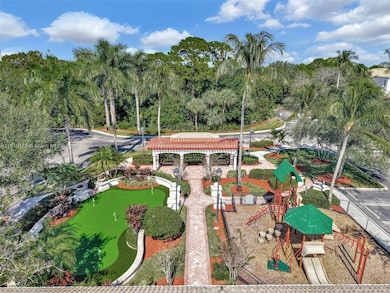 2101 Myrtlewood Cir E, Palm Beach Gardens, FL 33418 - photo 6