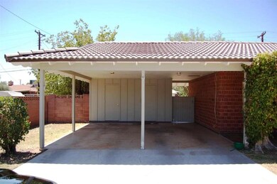CARPORT