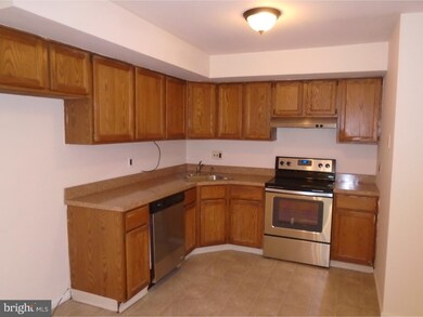 3205 Bridlewood Dr unit 3205, Glen Mills, PA 19342 - photo 4