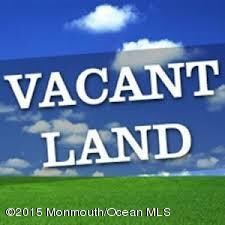 vacant land pics.jpg